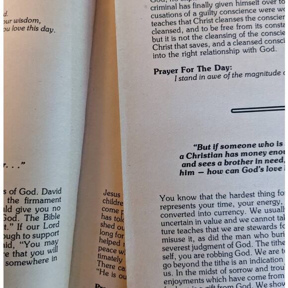 1976 Day By Day With Billy Graham 365 Daily Meditations Christian Devotional - Picture 4 of 11